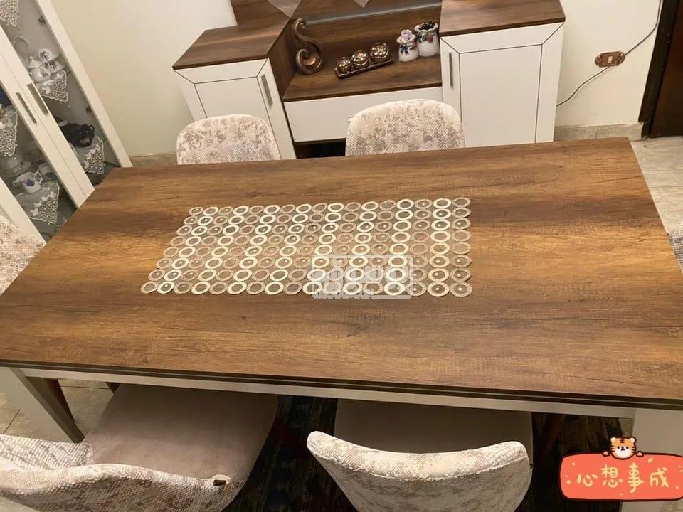 اوضة سفرة كاملة القبانى للبيع استعمال خفيف فى الهرم