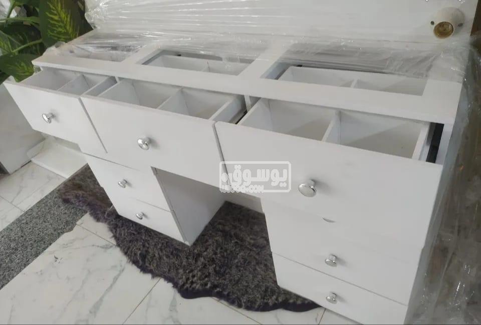 تسسريحة للبيع عملية وشيك ومودرن فى وسط القاهرة