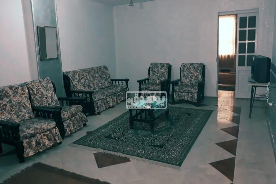 شقة للايجار بسعر قابل للتفاوض تصلح سكنى وادارى فى الهرم