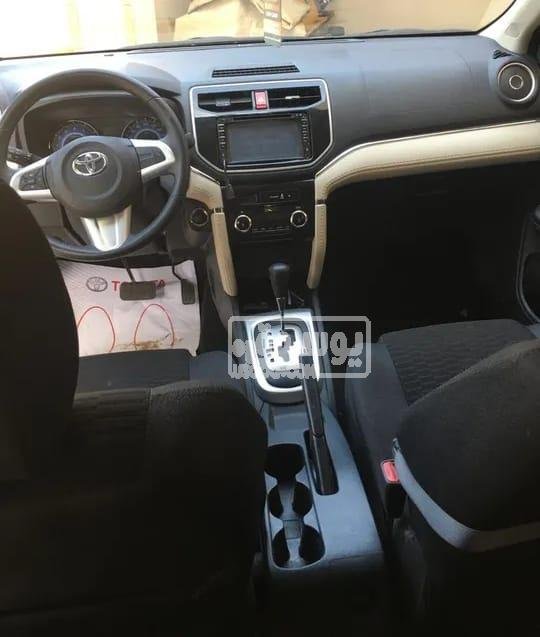 سيارة تويوتا كسر زيرو للبيع فبريكا بالكامل العبور بالقاهرة