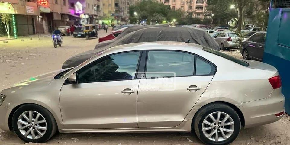 سيارة فولكس جيتا فبريكا برة وجوة رخصة 6 شهور للبيع بالقاهرة