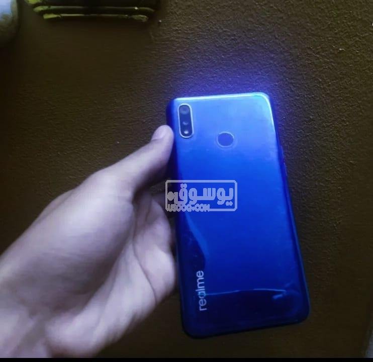 موبايل للبيع ريلمى 3 بمشتملاتة فى مصر القديمة