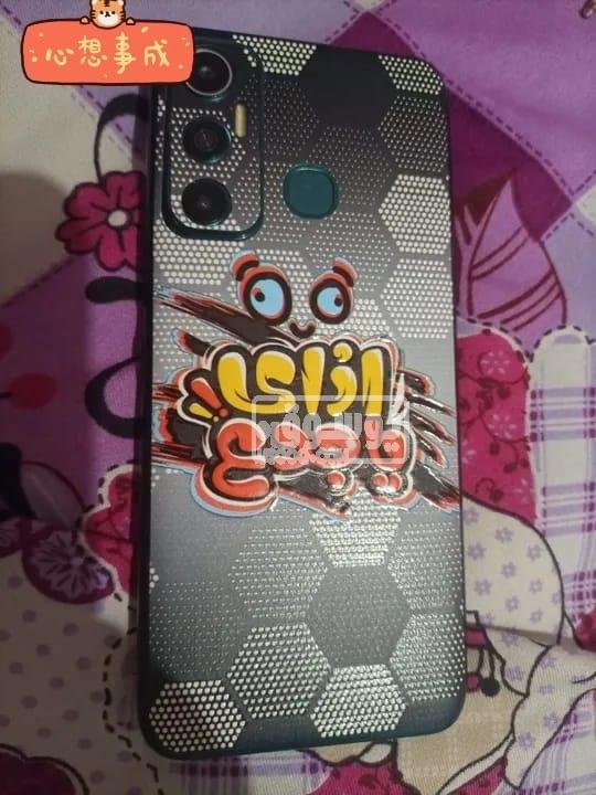 موبايل infinix hot 11 مستعمل بحالة ممتازة معاه جرابين