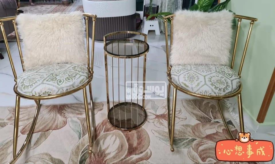 لمحبين التميز والرقة اثنين كرسى هزاز للبيع فى مدينتى
