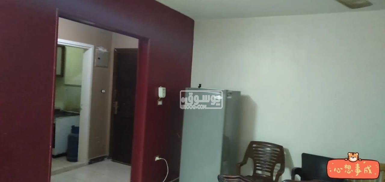 شقة للايجار فى ندينة الشروق مفروشة بها جميع الاجهزة