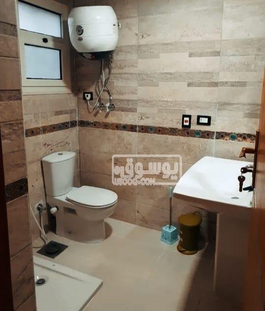 شقة قريبة من جميع الخدمات مفروشة للايجار اليومى بالمهندسين