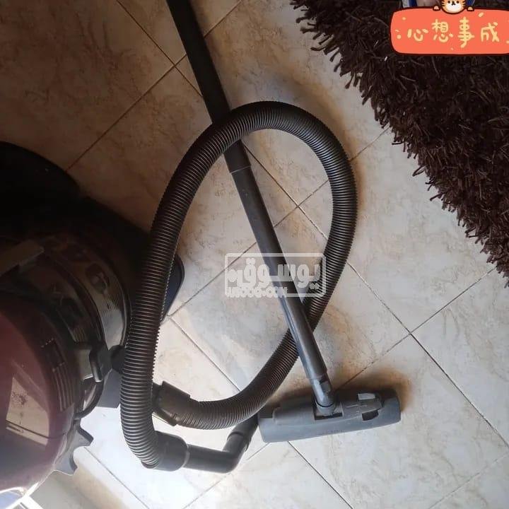 مكنسة للبيع مستعملة بحالة ممتازة صنع يابانى