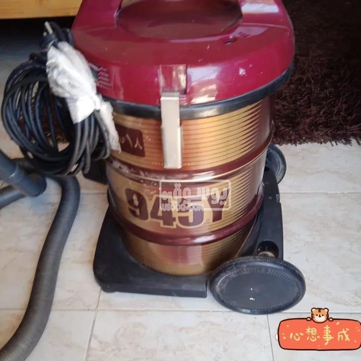 مكنسة للبيع مستعملة بحالة ممتازة صنع يابانى