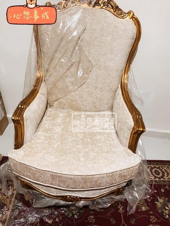 صالون مذهب للبيع جديد فى مدينة نصر