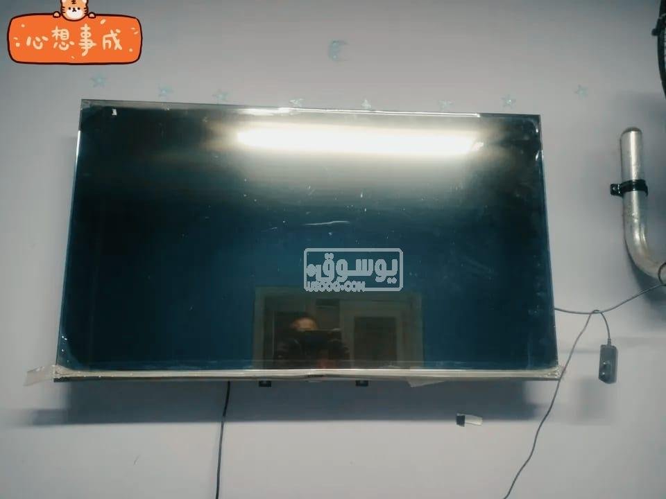 شاشة مستعملة بحالة ممتازة فرش سمارت للبيع فى الجيزة