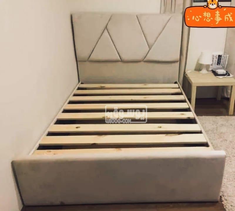 للبيع اتنين سرير عمولة بحالتهم الجديدة للبيع بالتجمع الخامس