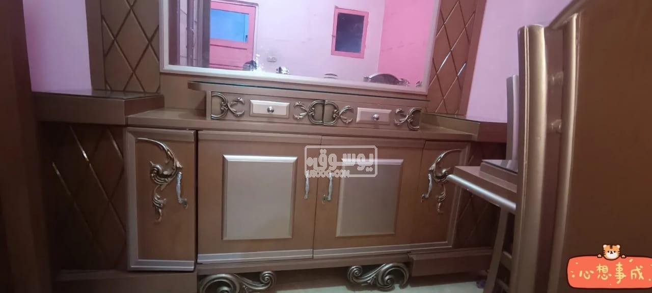 اوضة سفرة للبيع كاملة زان بحالة ممتازة فى عين شمس