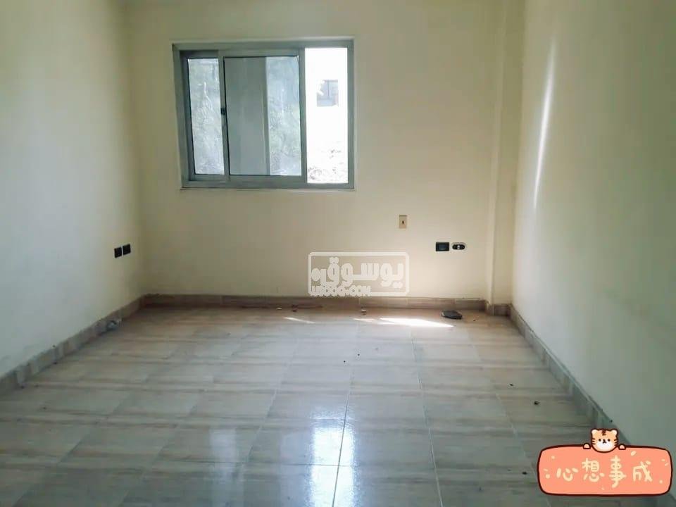 شقة للايجار تشطيب سوبر لوكس تطلع على شارع رئيسى بالمهندسين