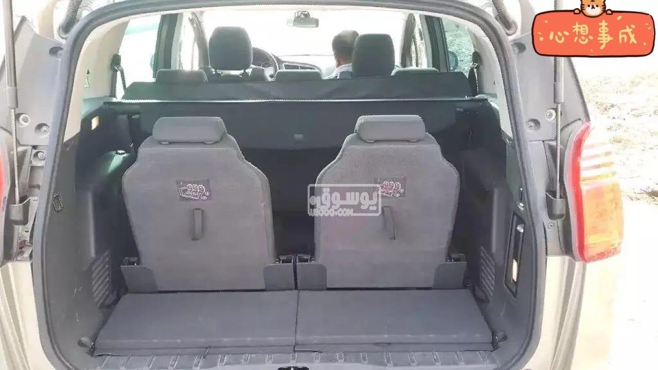 سيارة برخصة سارية تلات سنين بيجو موديل 2013 للبيع فى المعادى