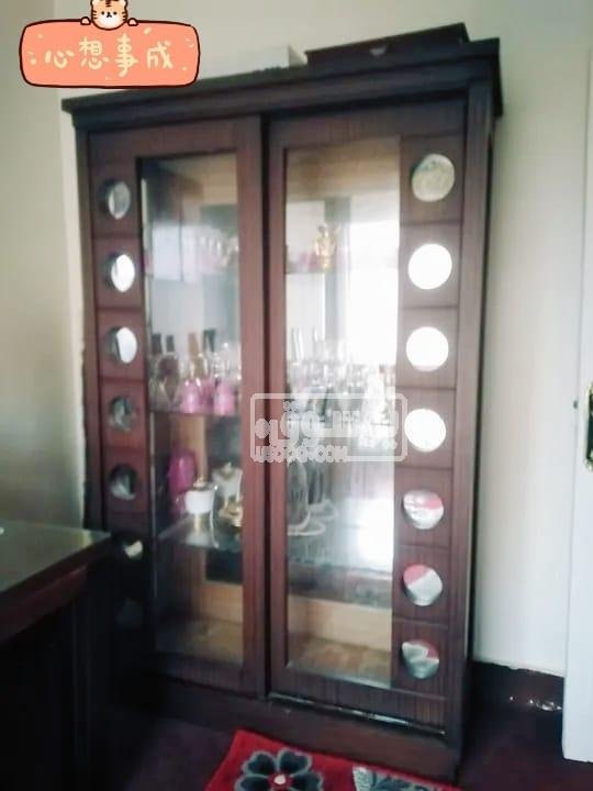 نيش عروسة استخدام خفيف بحالة ممتازة للبيع فى اكتوبر