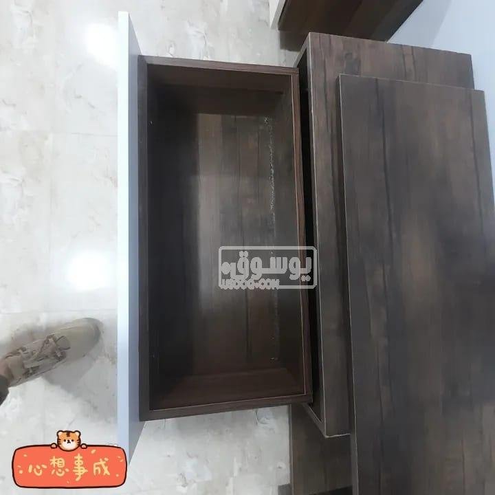 مكتبة ليفينج للبيع جديدة مودرن فى المقطم بالقاهرة