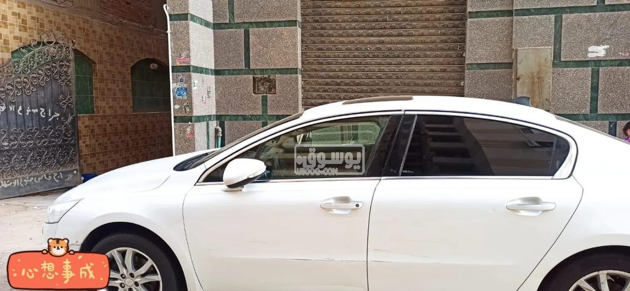 سيارة للبيع فى شيراتون بالقاهرة بيجو موديل 2014