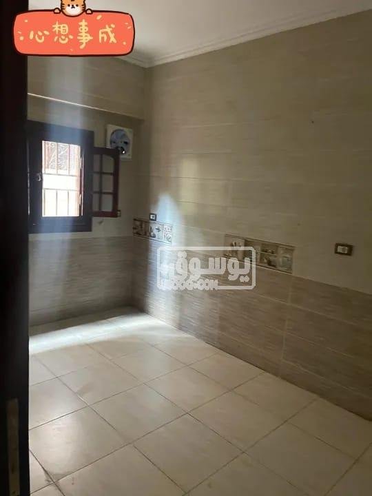 شقة للايجار كبيرة 220 متر تشطيب سوبر لوكس فى المقطم بالقاهرة