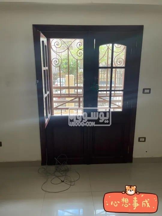 شقة للايجار كبيرة 220 متر تشطيب سوبر لوكس فى المقطم بالقاهرة