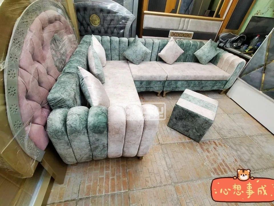 ركنة اربع قطع مودرن وشيك خشب زان للبيع فى التجمع الخامس