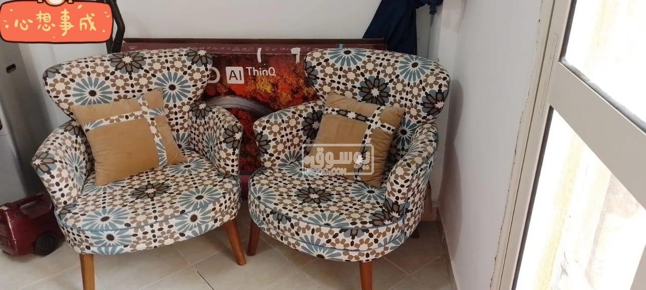 اتنين كرسى ركنة مودرن بحالة ممتازة للبيع فى اكتوبر