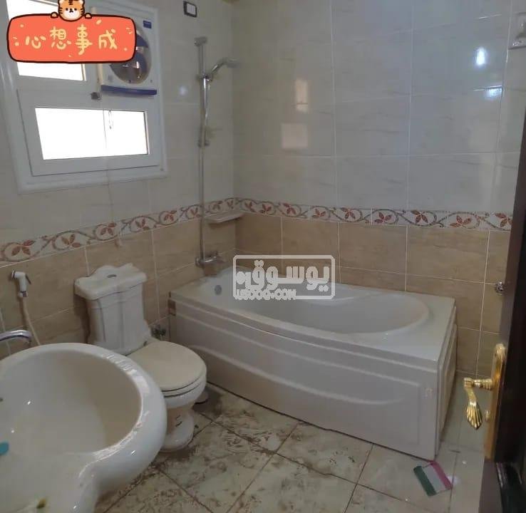 شقة للايجار فيو جارد وبارك فى مدينتى تشطيب سوبر لوكس