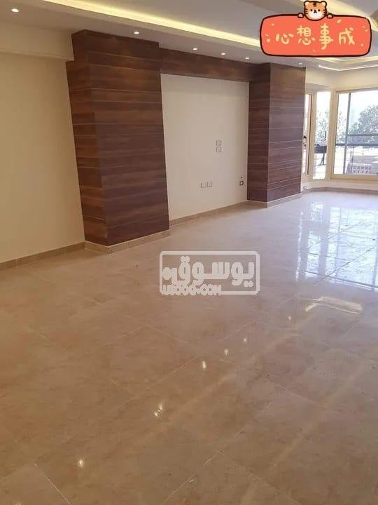 مكتب للايجار تشطيب سوبر لوكس فى موقع حيوى مميز بفيصل الرئيسى