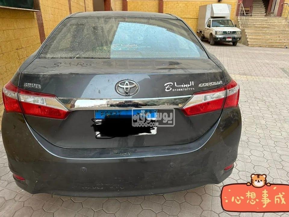 سيارة تويوتا كورولا اوتوباكينج تانى فئة للبيع فى اكتوبر