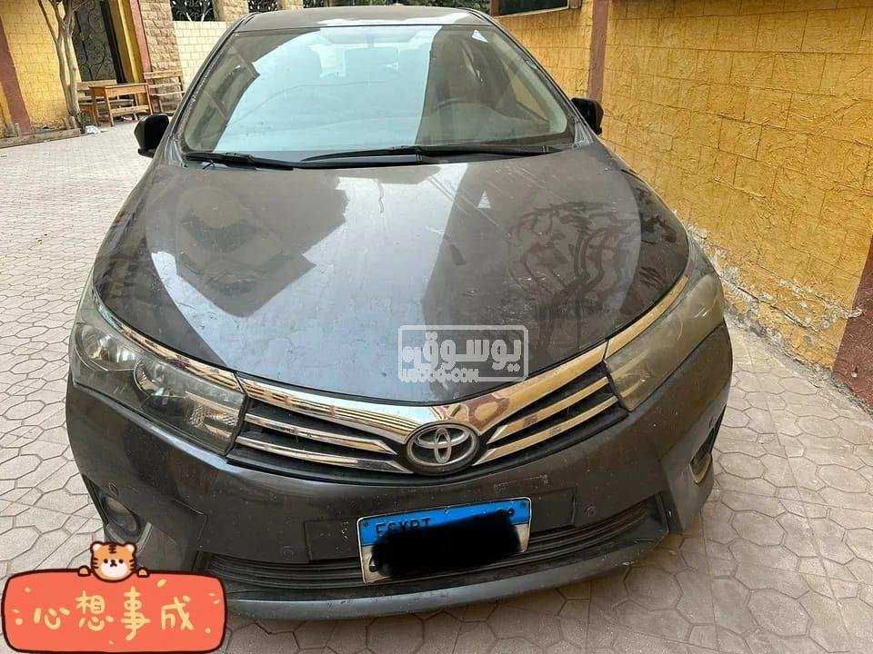 سيارة تويوتا كورولا اوتوباكينج تانى فئة للبيع فى اكتوبر