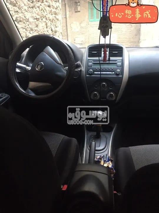 سيارة نيسان صنى احدث الموديلات بحالة ممتازة للبيع بالقاهرة
