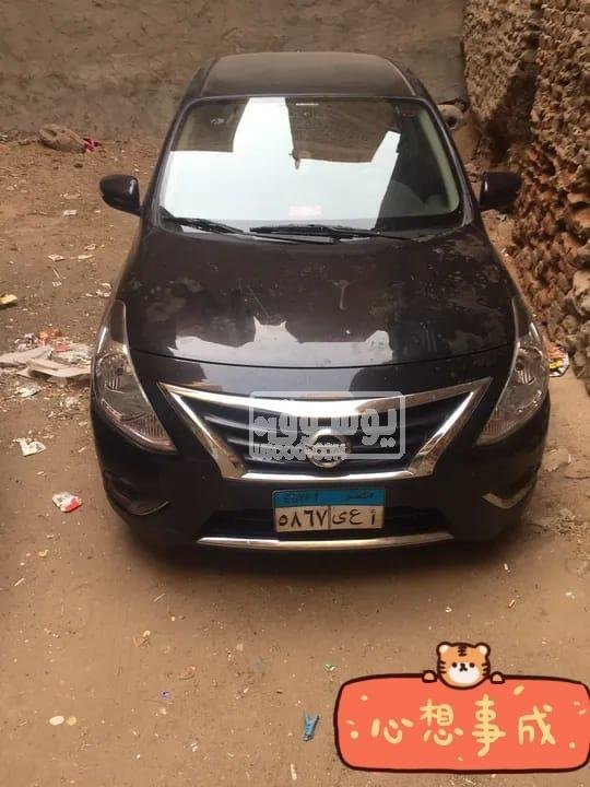 سيارة نيسان صنى احدث الموديلات بحالة ممتازة للبيع بالقاهرة