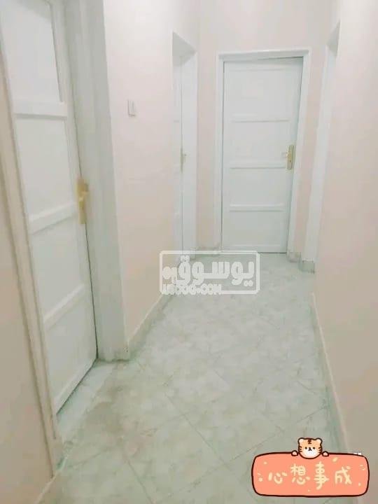 شقة للايجار مفروشة فى الطالبية هرم دور تالت