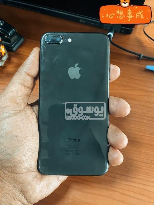 تيلفون للبيع i phone 8 plus بطارية 74% فى فيصل