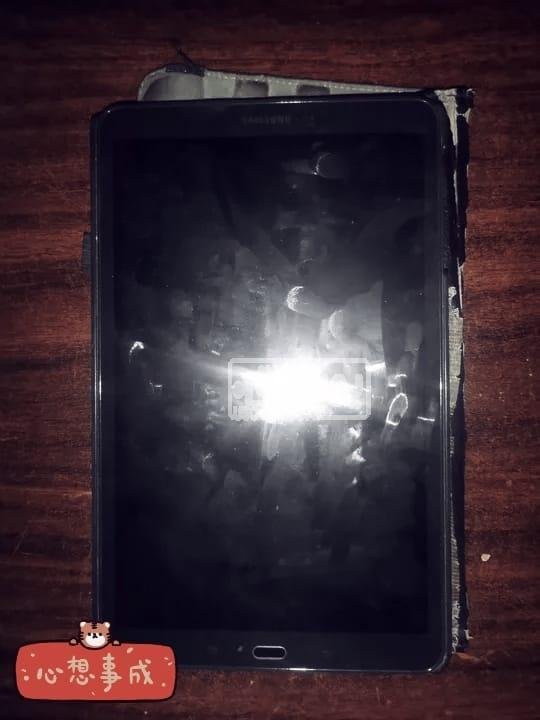 تابلت Galaxy Tab A6 بحالة ممتازة ليس به اى اعطال للبيع