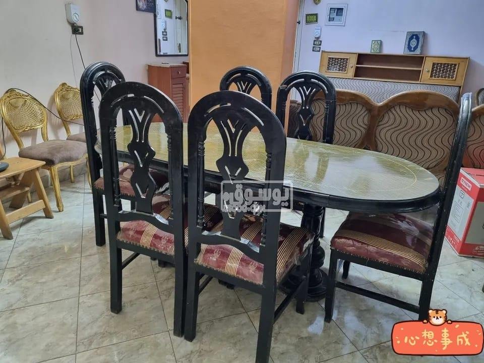 سفرة للبيع مستعملة بحالة جيدة فى عين شمس