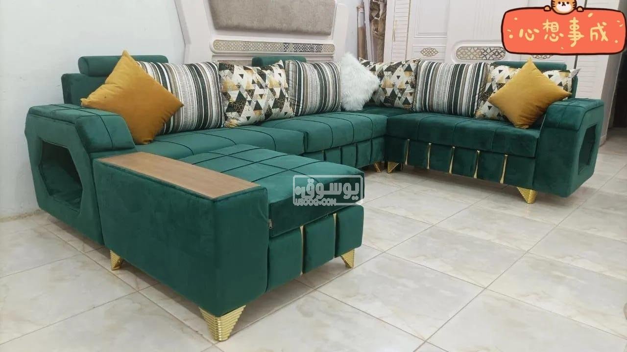 ليفينج للبيع مودرن باعلى جودة فى الزمالك متاح الشحن