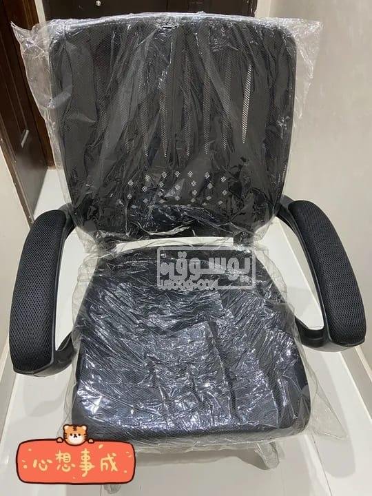 كرسى مكتب مريح وجديد للبيع فى 6 اكتوبر