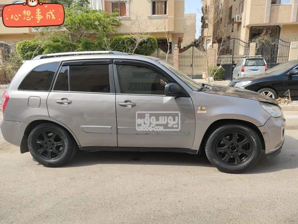 سيارة شيرى تيجو فبريكا بالكامل ماعدا الرفرف اليمين للبيع