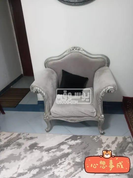 صالون سيلفر مودرن كامل مستعمل بحالة ممتازة للبيع بالقاهرة