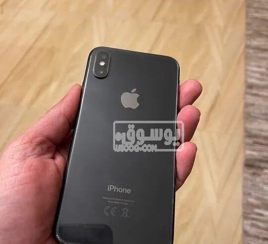 موبايل iphone X معاه العلبة بس للبيع فى التجمع الخامس