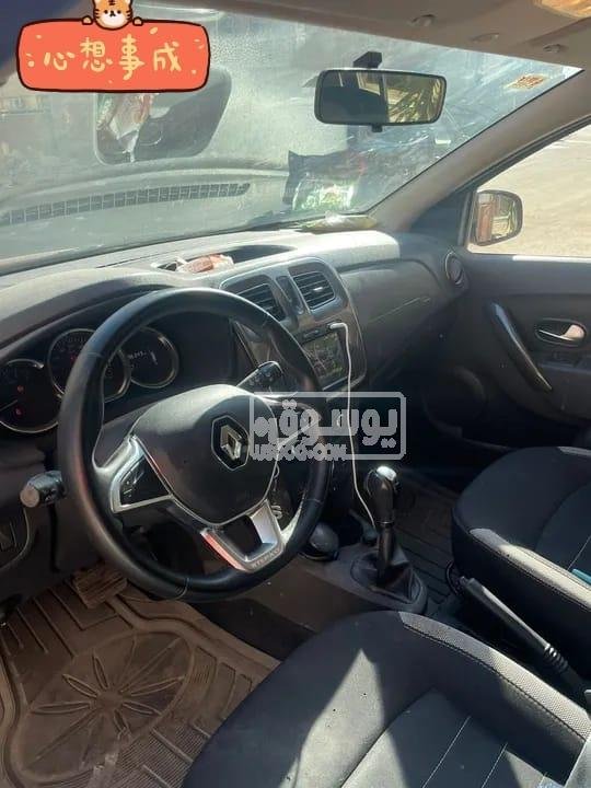 سيارة رينو سانديرو فبريكا للبيع فى المعادى