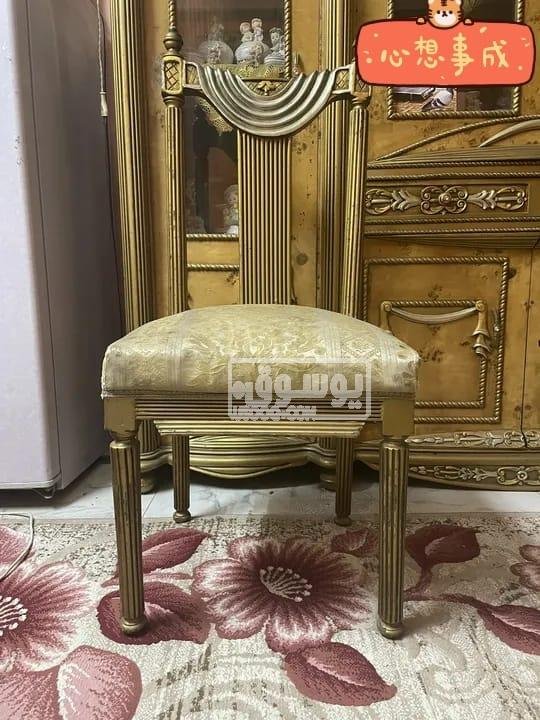 سفرة ونيش كبير مستعملين بحالة جديدة للبيع فى فيصل