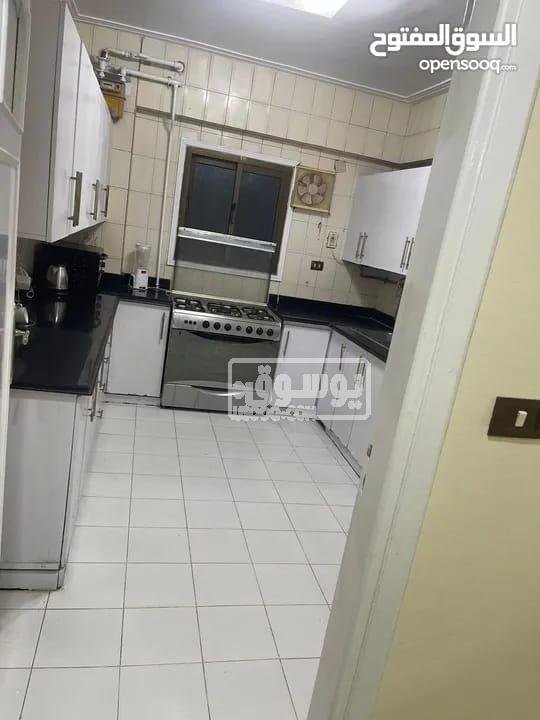 شقة للايجار بدون وسيط مفروشة ومكيفة فى الدقى بالجيزة