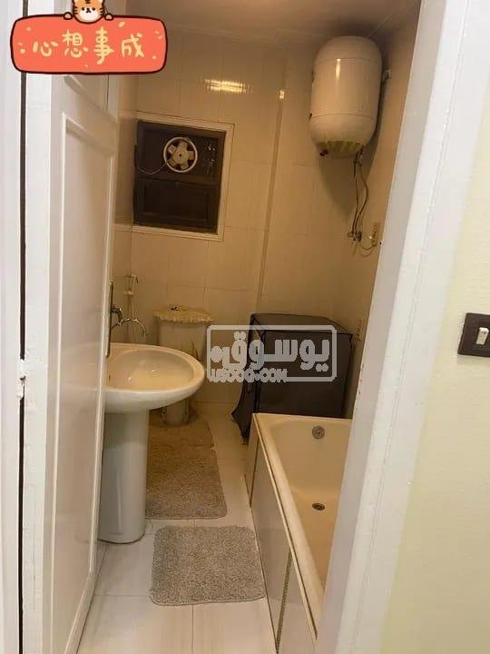 شقة للايجار بدون وسيط مفروشة ومكيفة فى الدقى بالجيزة