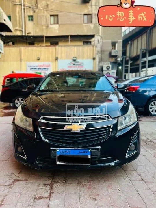 سيارة شيفرولية كروز فئة ثانية للبيع بحالة ممتازة بالهرم