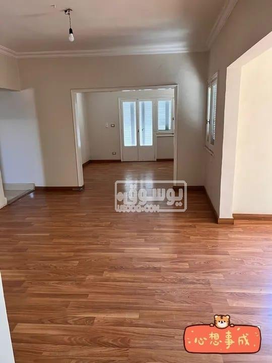 شقة للايجار تشطيب سوبر لوكس واسعة فى منطقة راقية بالمهندسين