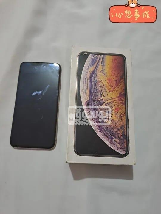 موبايل للبيع iphone XS max بطارية 76% فى اكتوبر