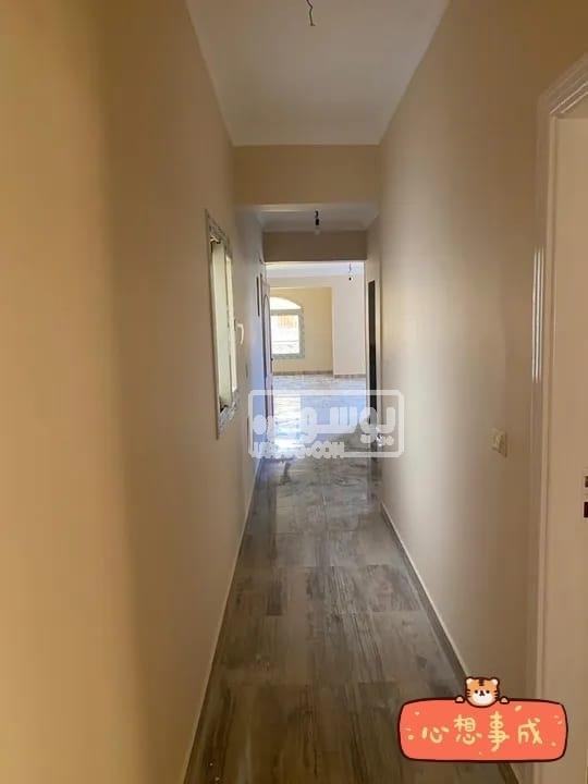 شقة للايجار مساحة كبيرة كاملة المرافق تشطيب عالى بالعبور