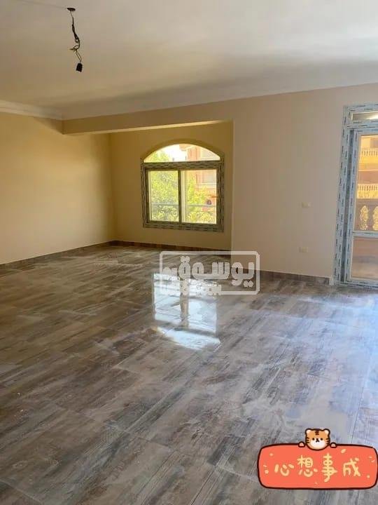 شقة للايجار مساحة كبيرة كاملة المرافق تشطيب عالى بالعبور