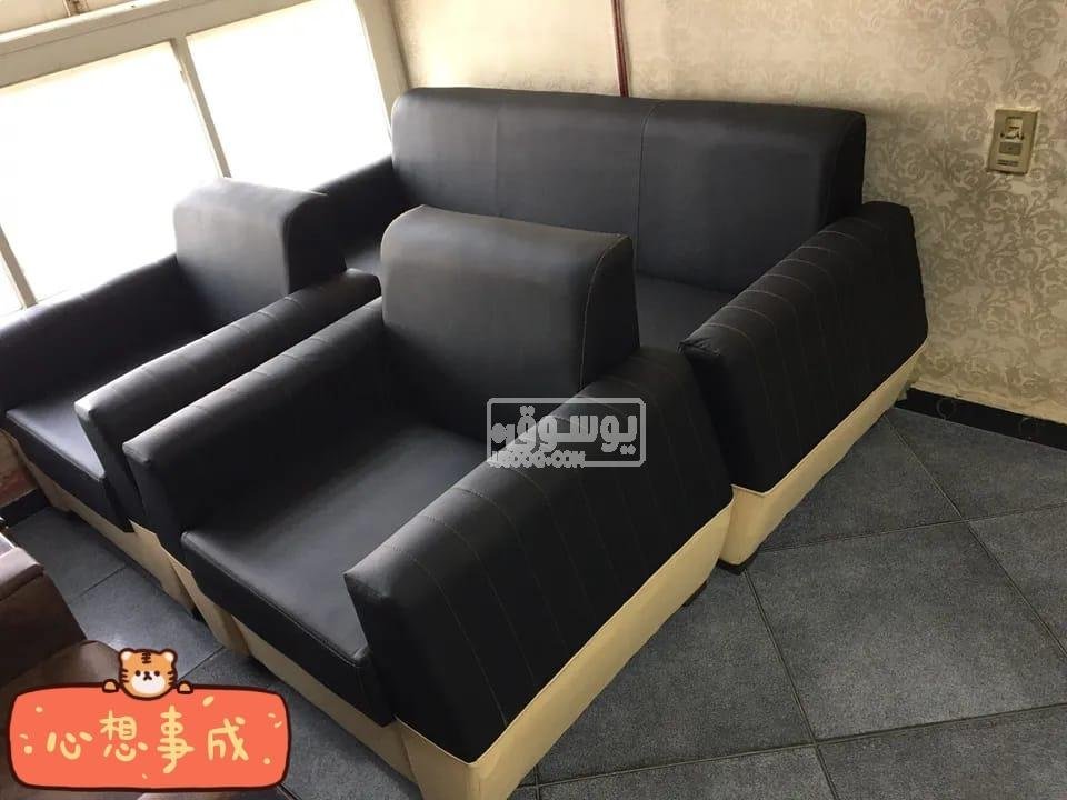 بسعر لقطة انتريه جلد للبيع فى المهندسين متوفر الشحن